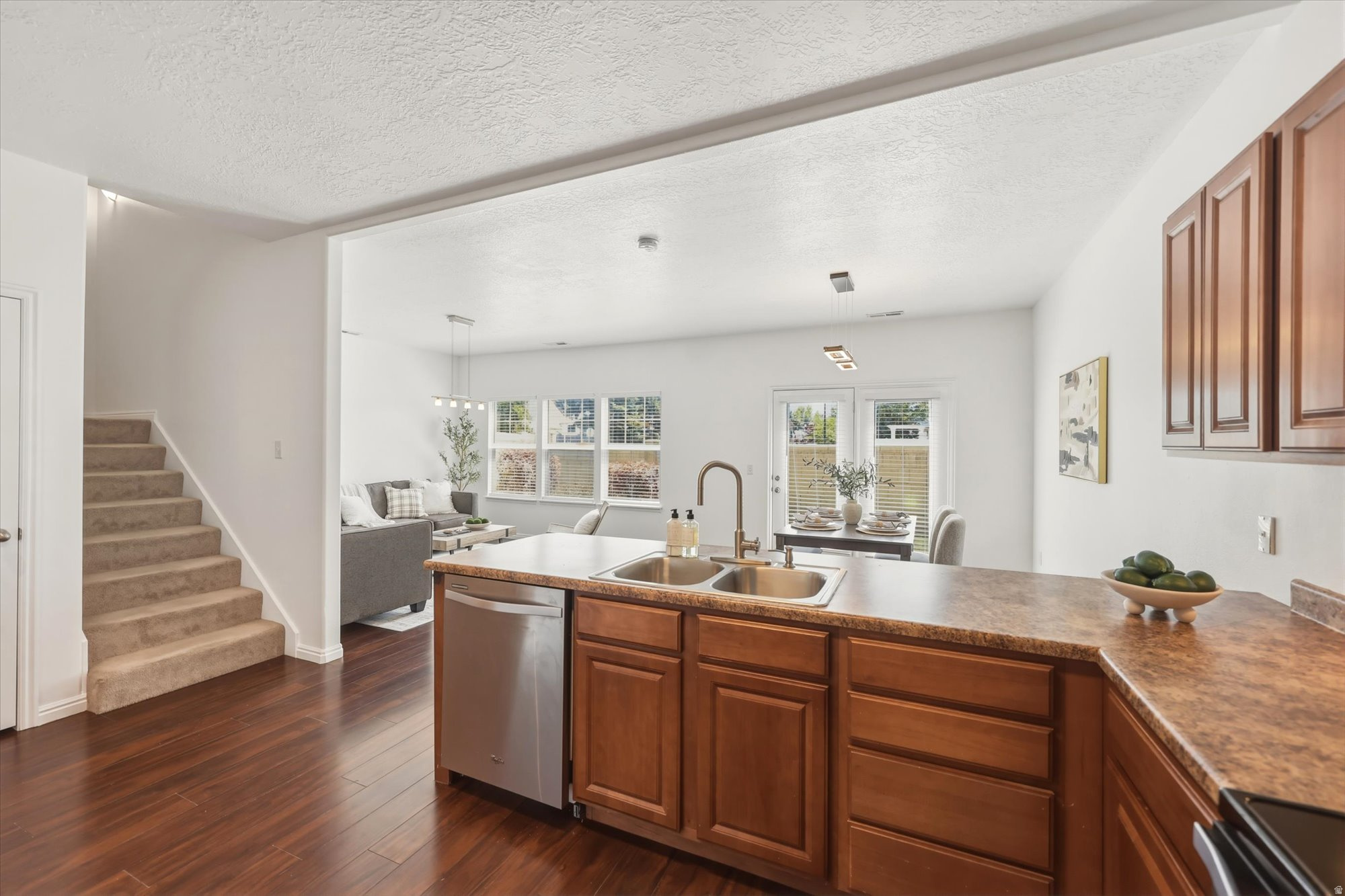 GABLES & VILLAS AT RIVER OAKS - Residential
