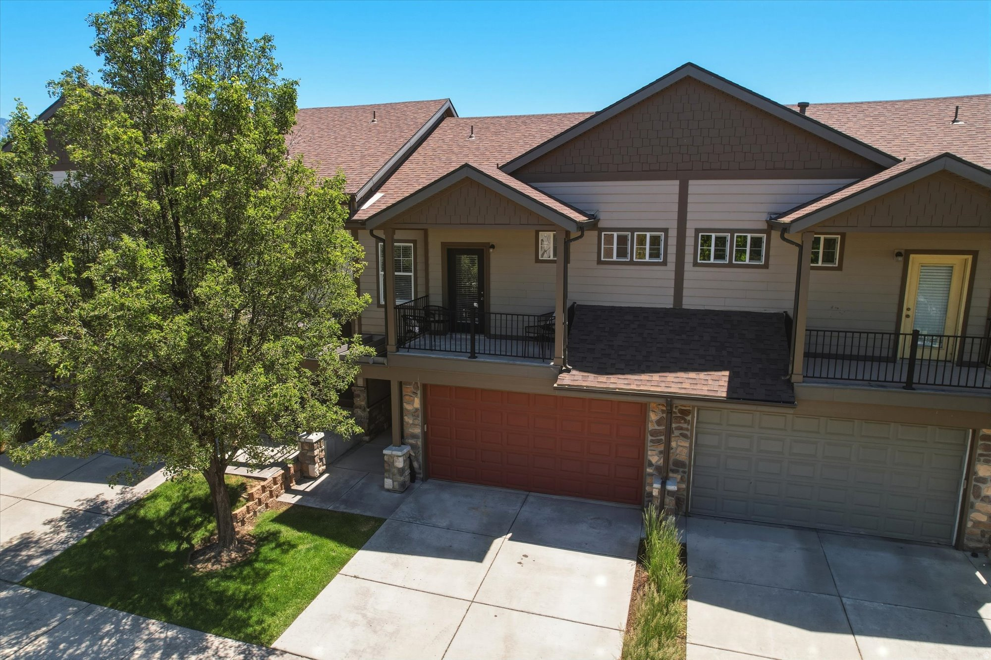 GABLES & VILLAS AT RIVER OAKS - Residential