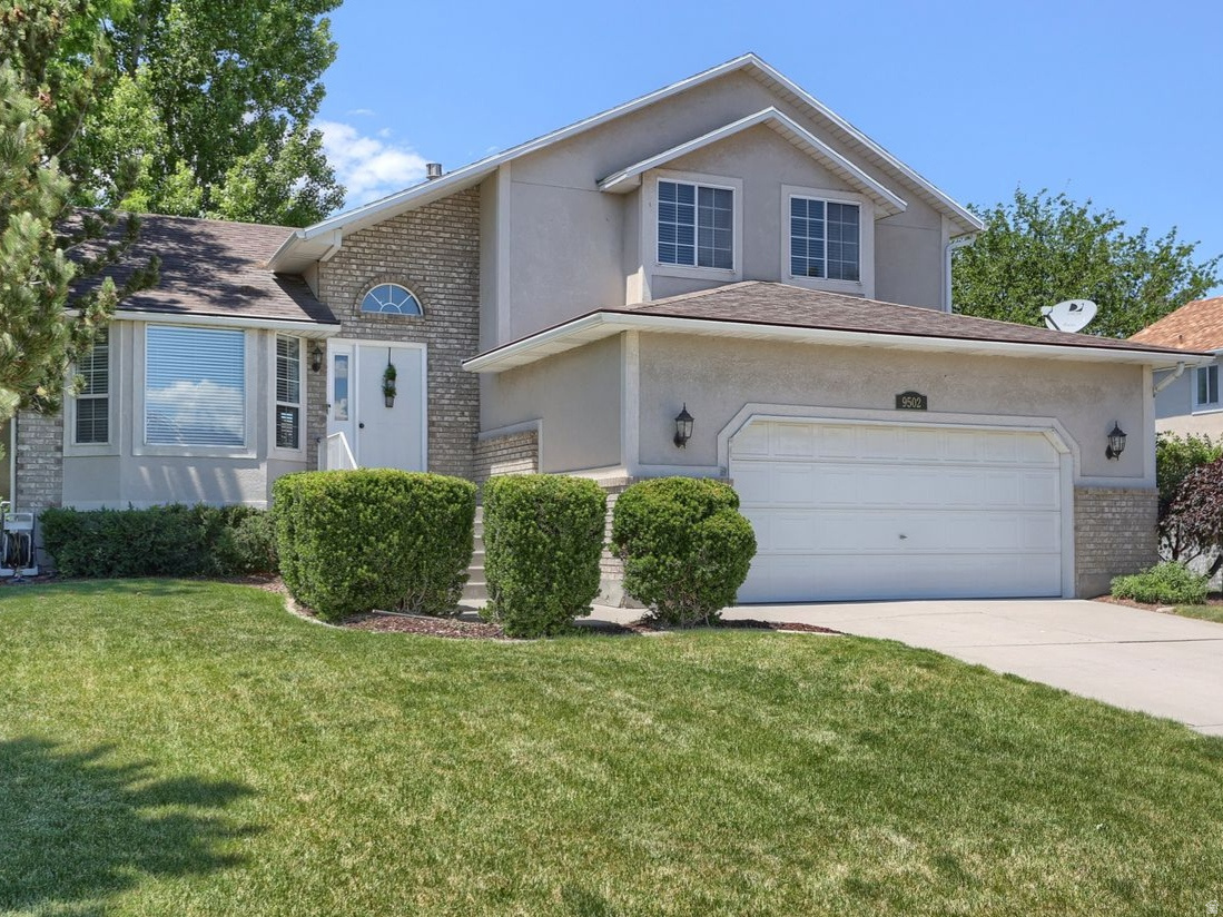 CAPITAL ESTATES - Residential