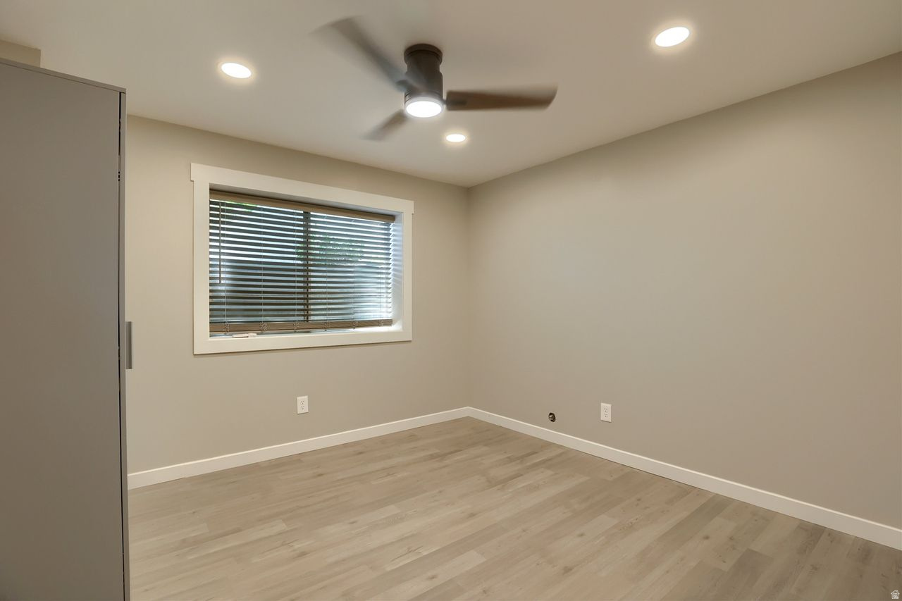 CAPITAL ESTATES - Residential