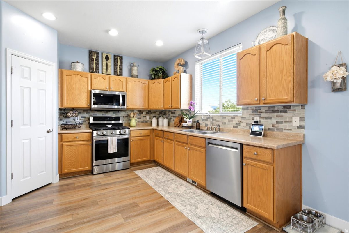 SUNSET HILLS - Residential