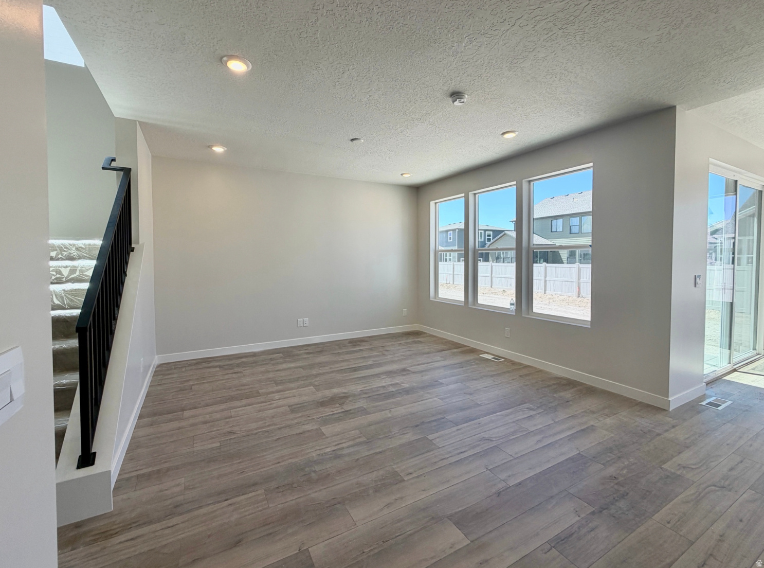 FIREFLY - Residential