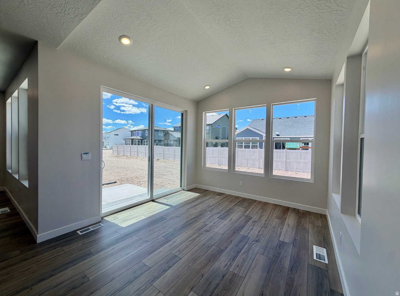 FIREFLY - Residential