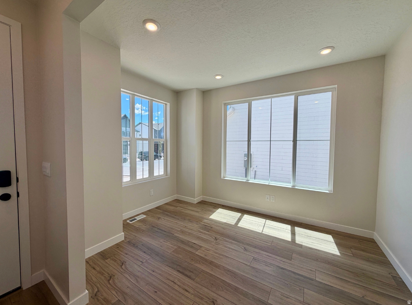 FIREFLY - Residential