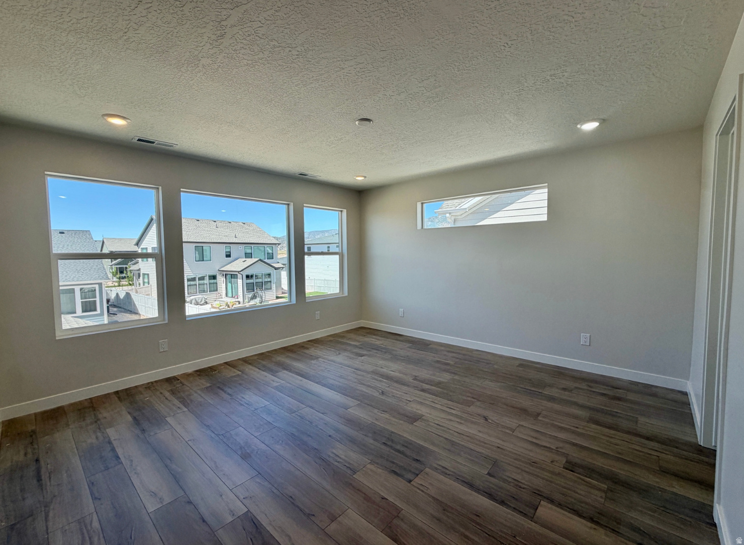 FIREFLY - Residential