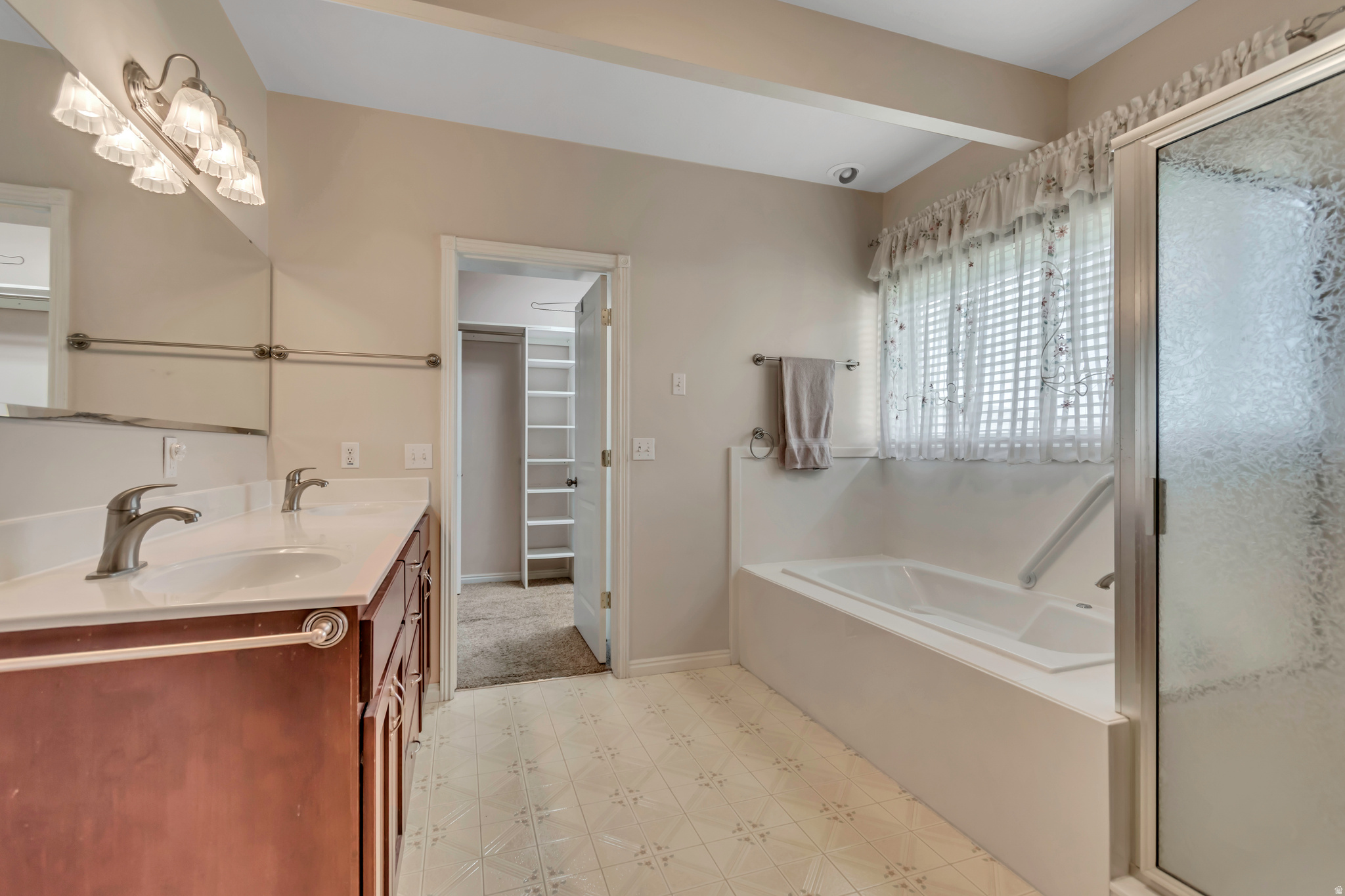 STEWARTS MONTE VISTA - Residential
