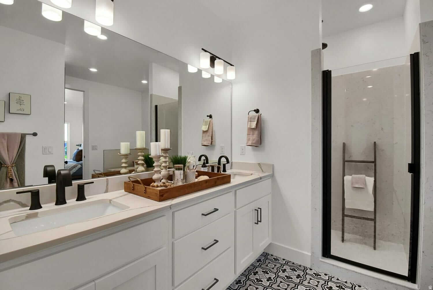 MT STERLING FARMS - Residential