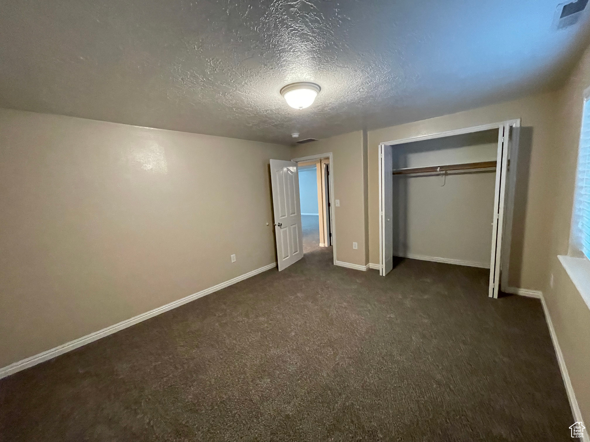 THUNDER CANYON ESTATES - Residential