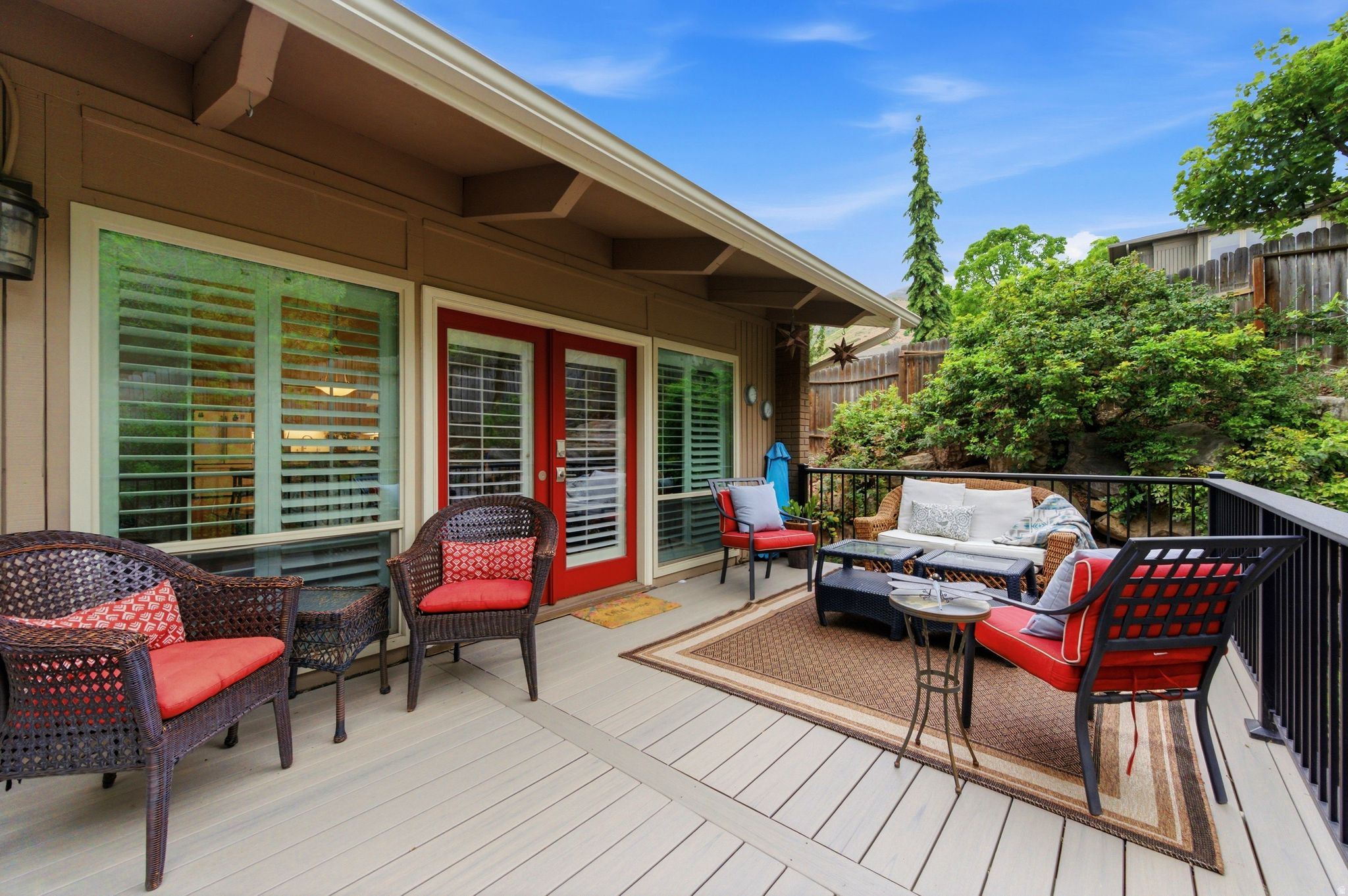 COVE POINT - Residential