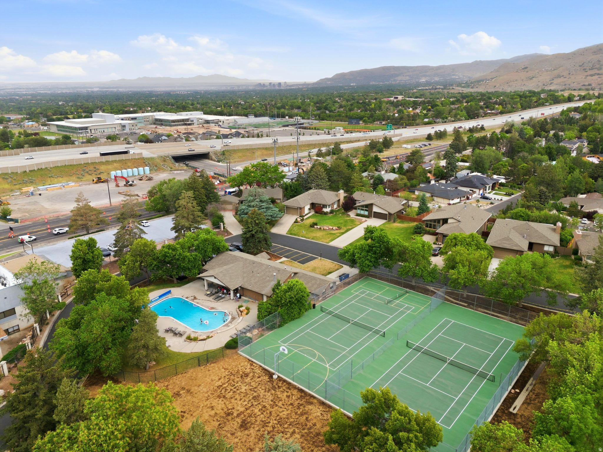COVE POINT - Residential