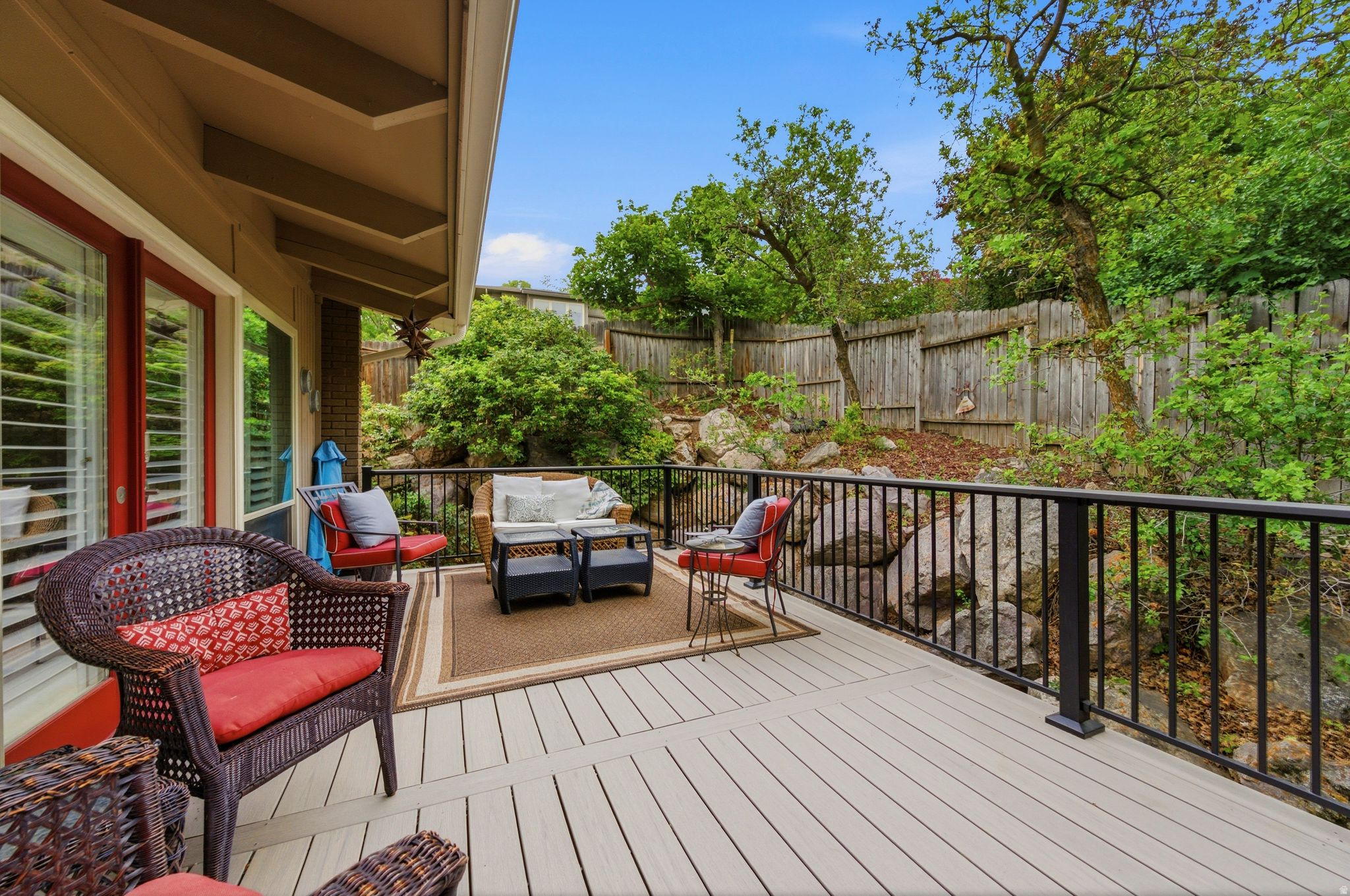 COVE POINT - Residential
