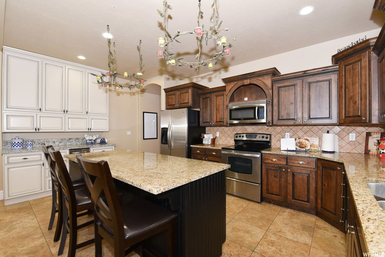 BARTON WOODS - Residential