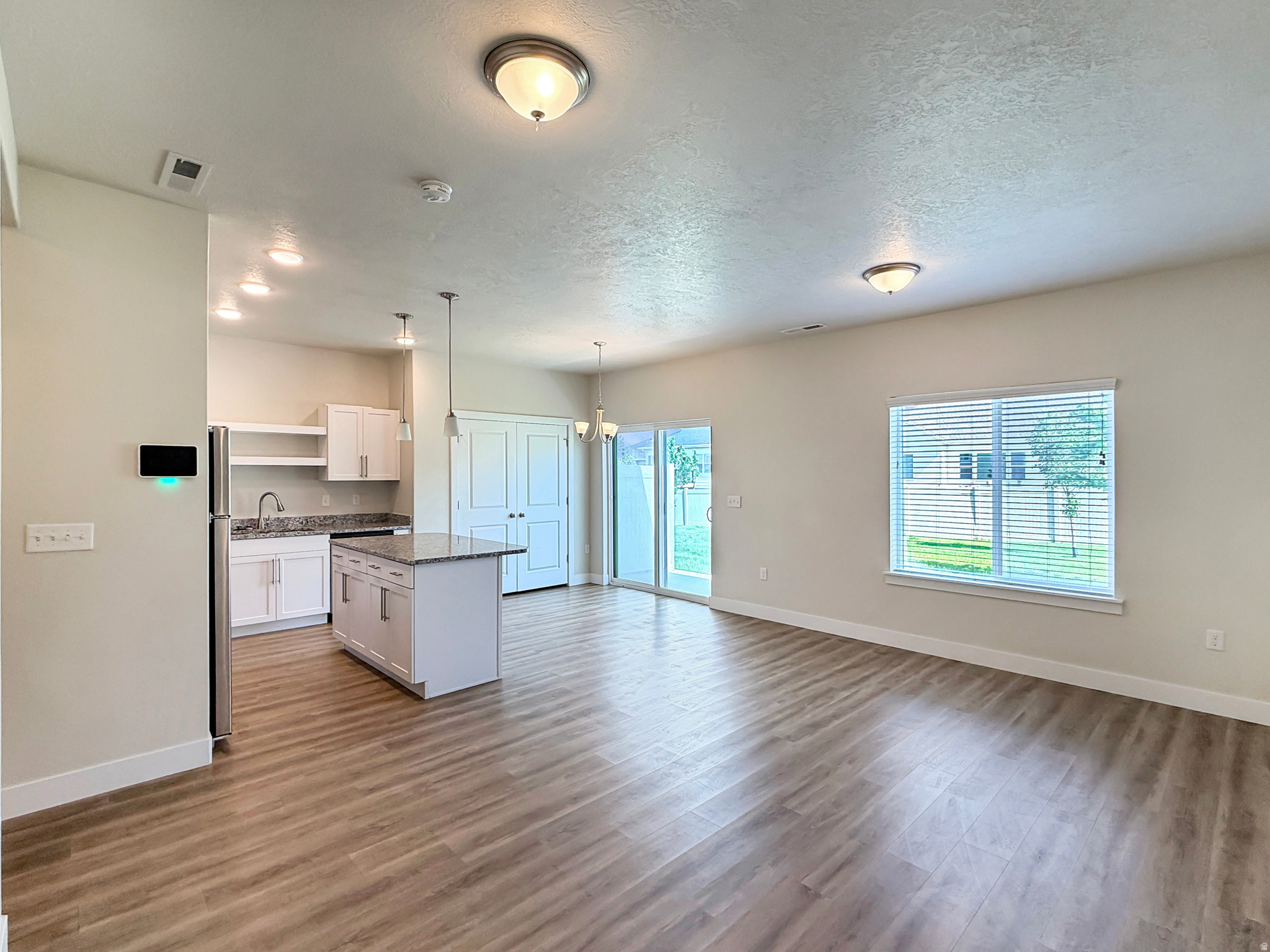GLEN HOLLOW - Residential