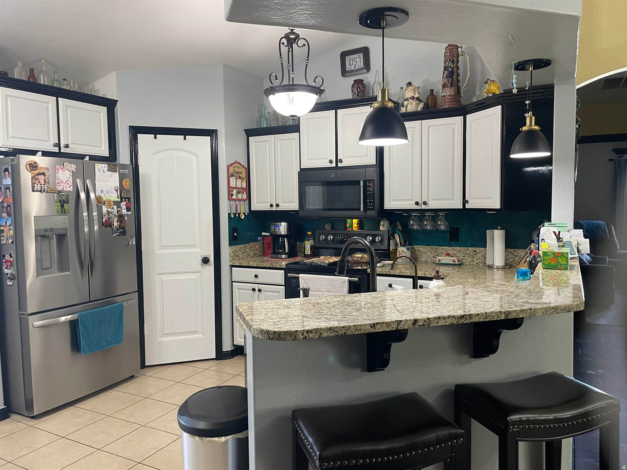 VICTORIAN VILLAGE 3RD ADDITION - Residential