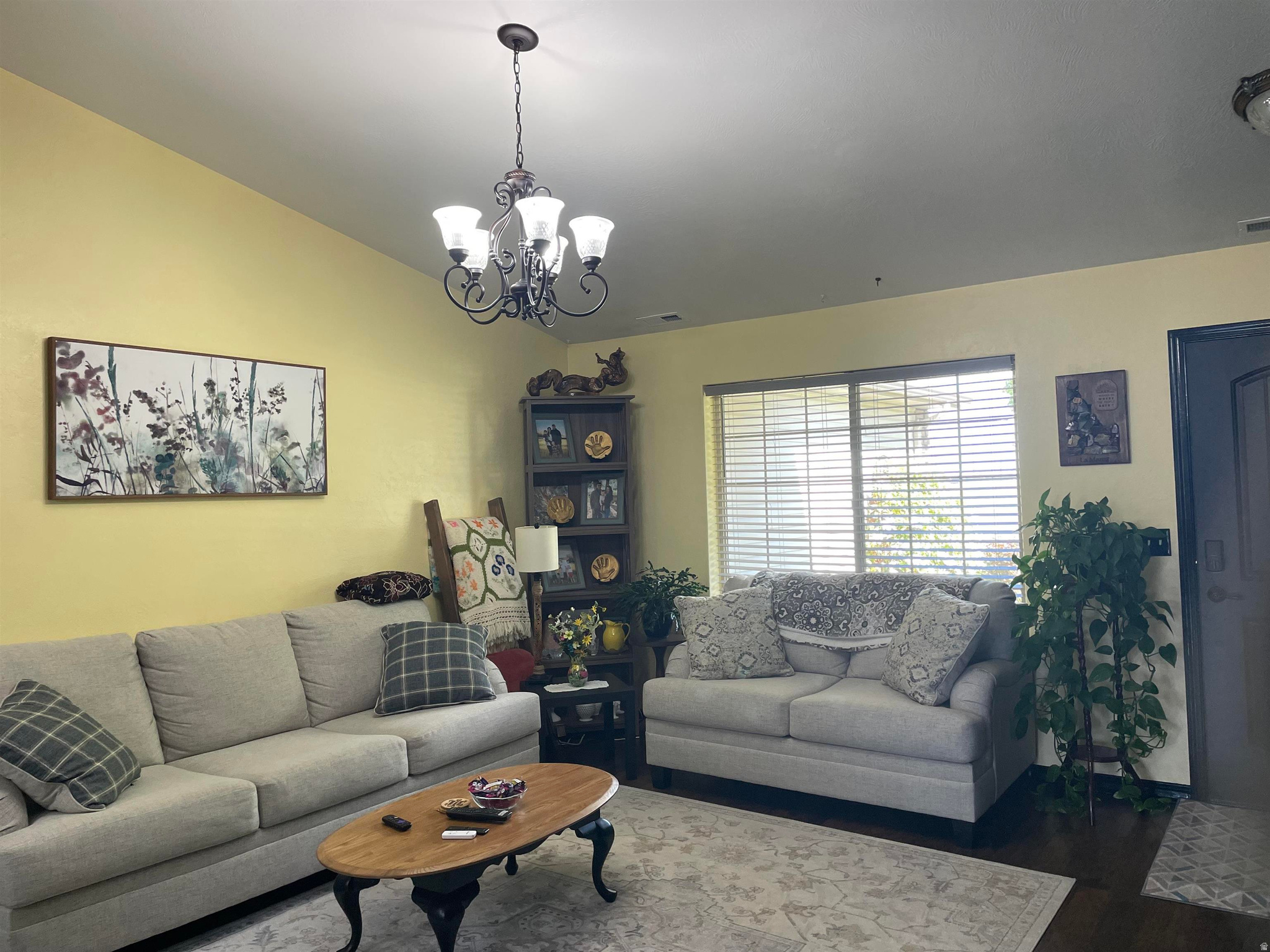 VICTORIAN VILLAGE 3RD ADDITION - Residential