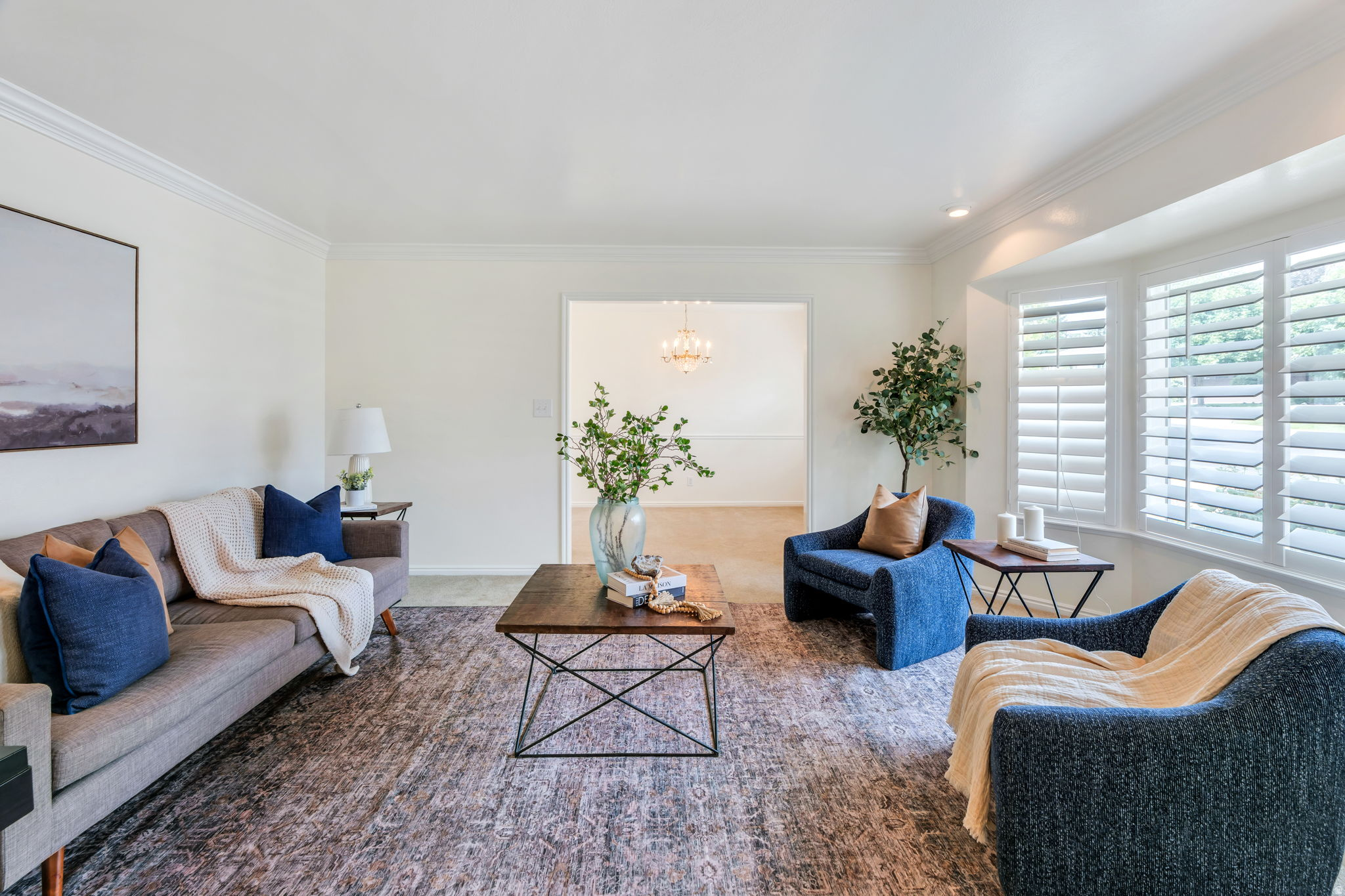 ROYAL ARCHES - Residential