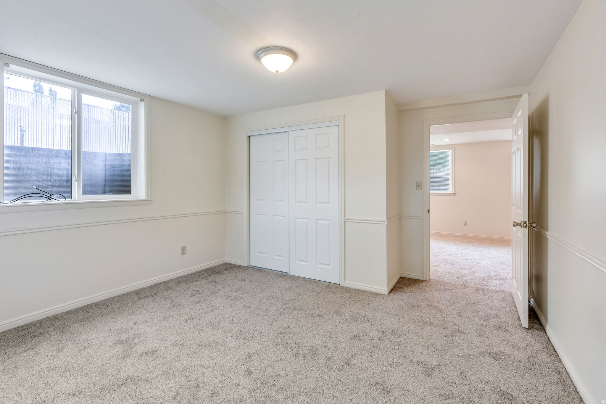 ROYAL ARCHES - Residential
