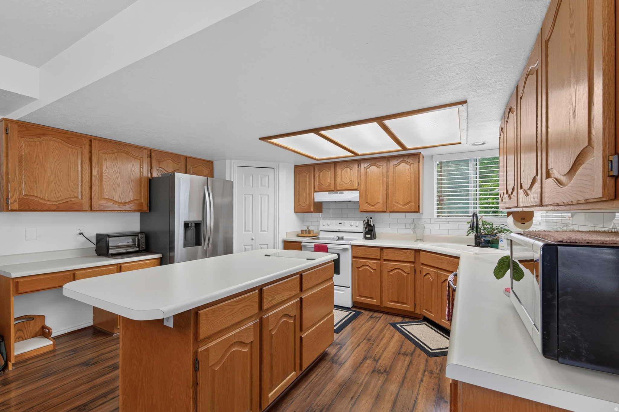 CLOVER MEADOW ESTATES - Residential
