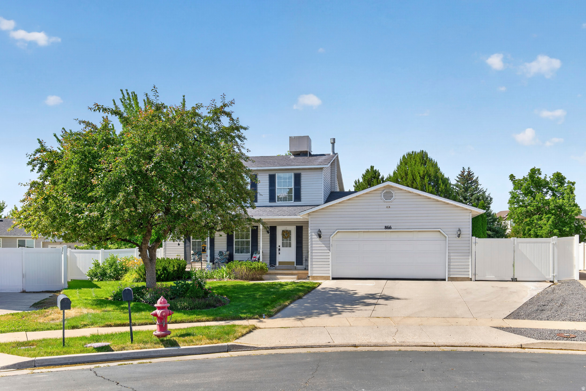 CLOVER MEADOW ESTATES - Residential