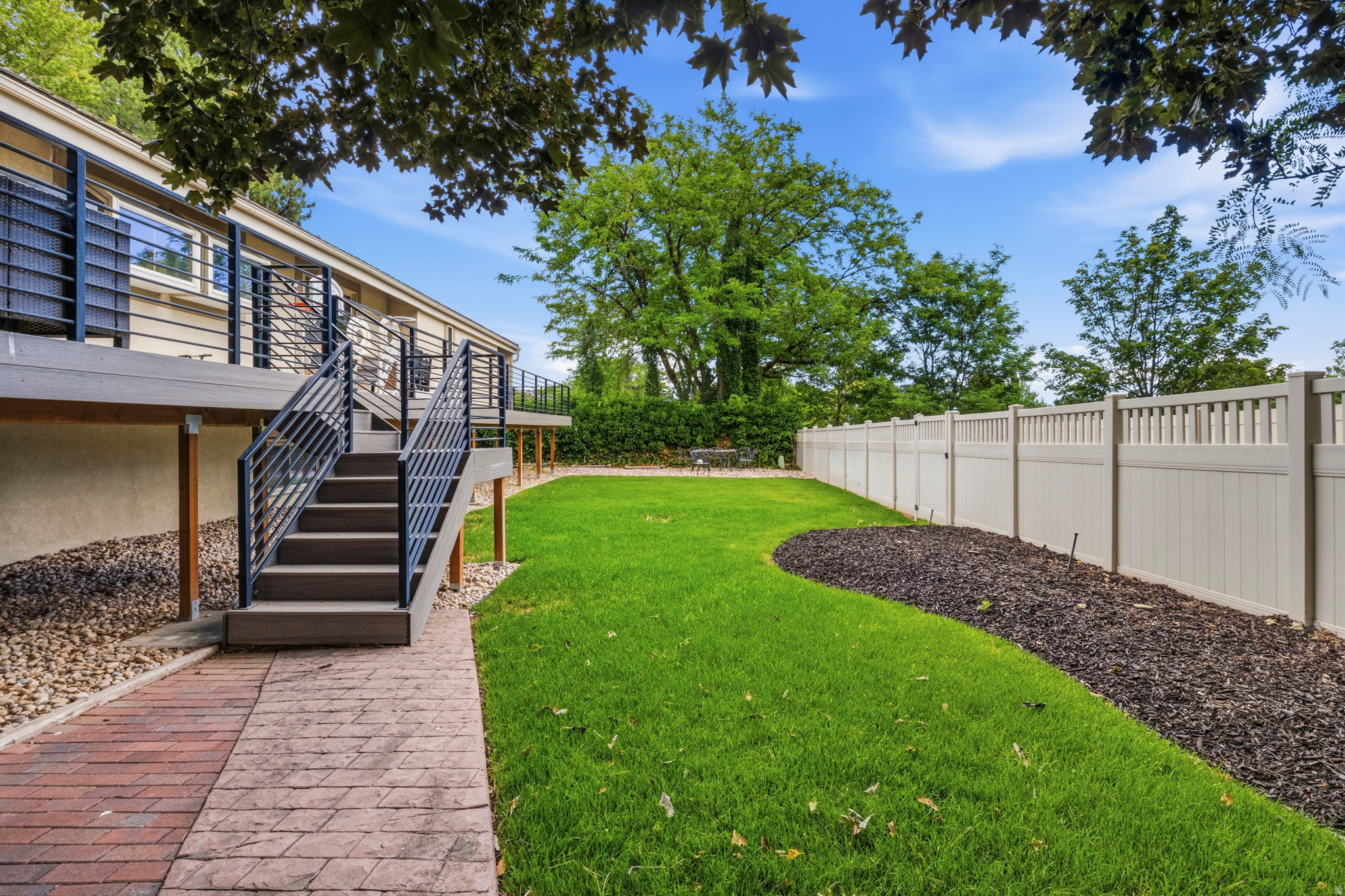 GLENMOOR COUNTRY ESTATES - Residential