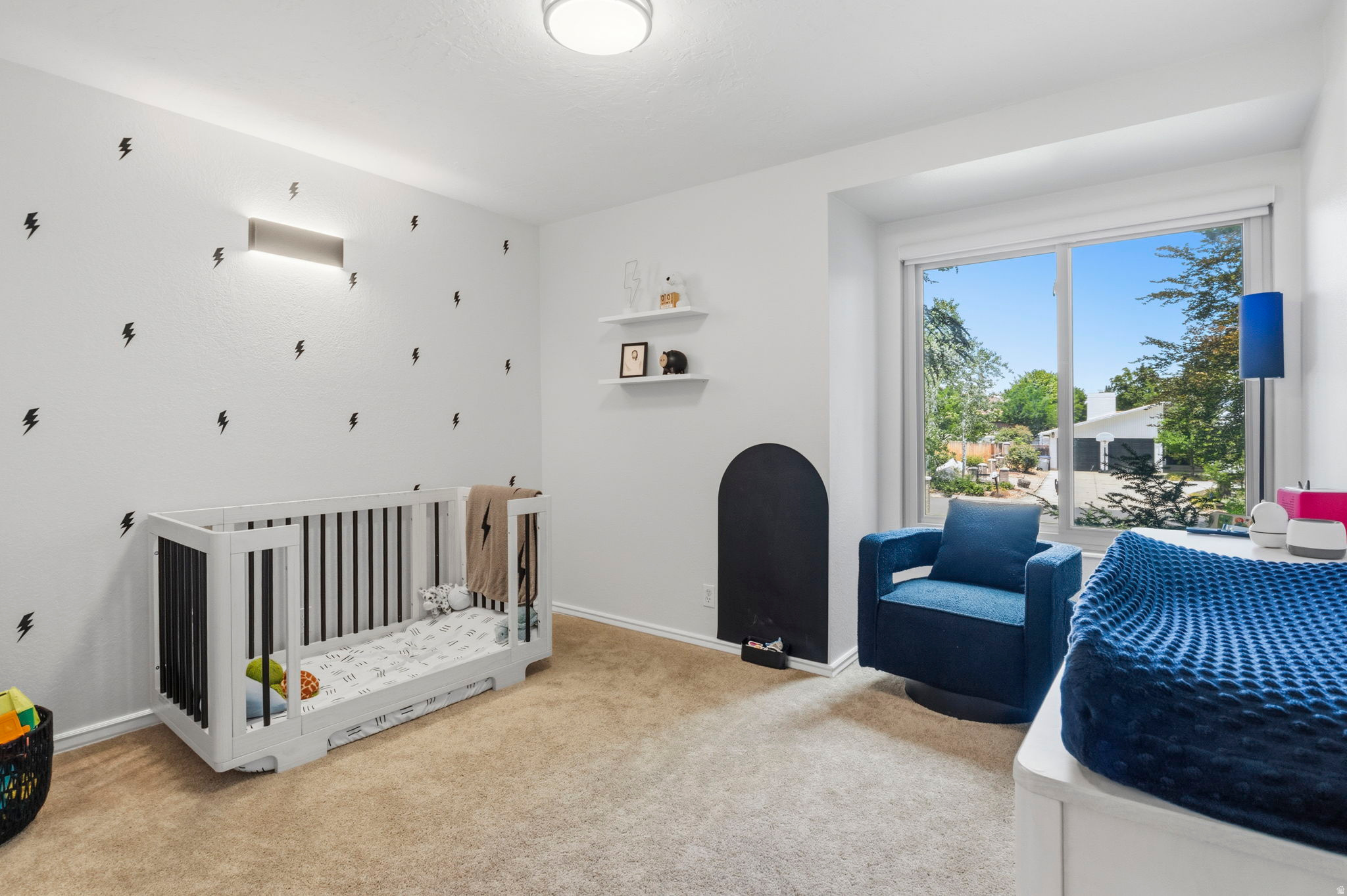 GLENMOOR COUNTRY ESTATES - Residential