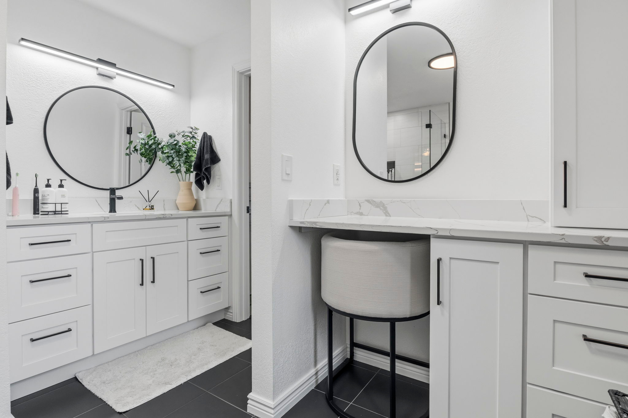 GLENMOOR COUNTRY ESTATES - Residential