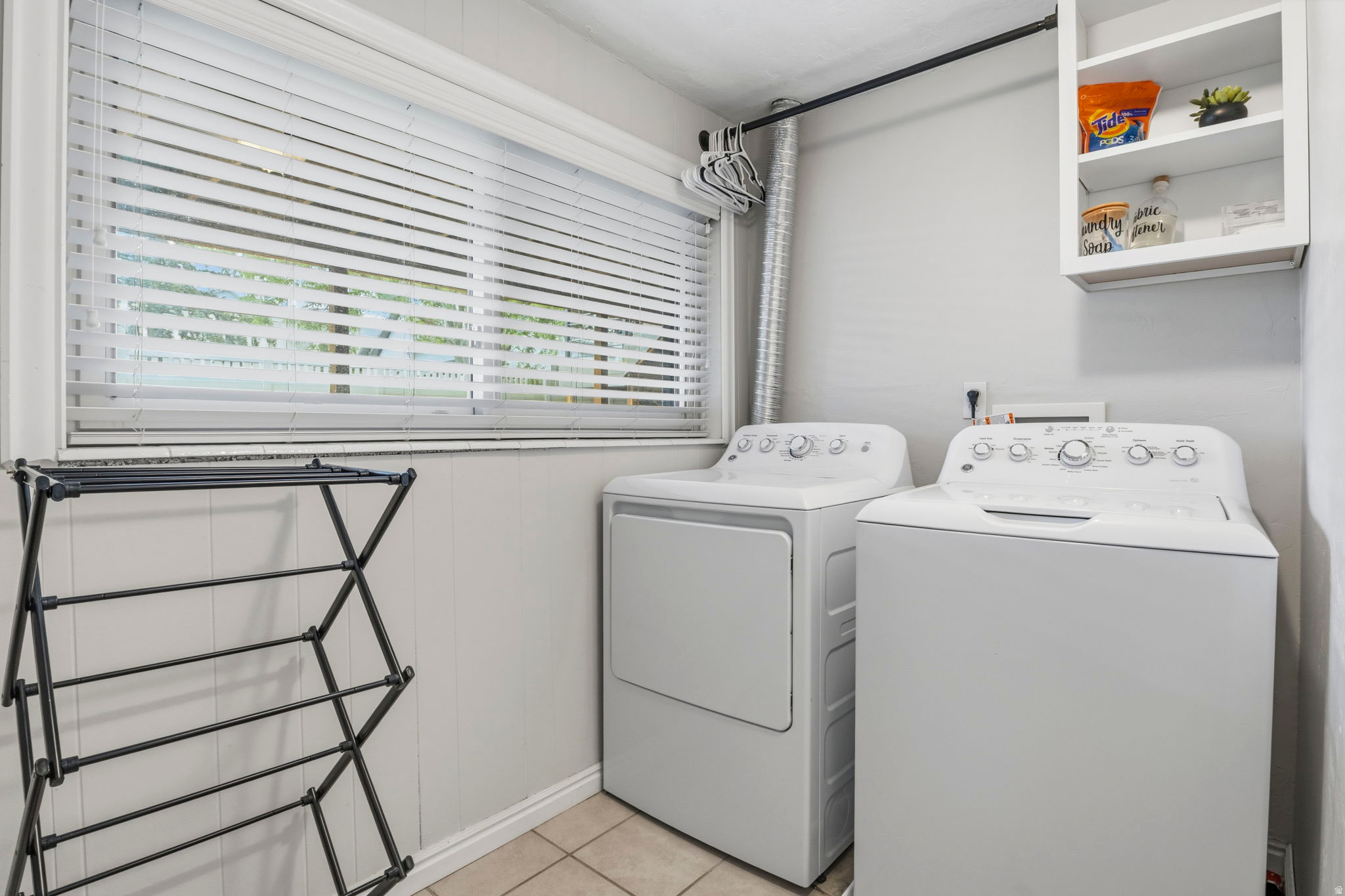 GLENMOOR COUNTRY ESTATES - Residential