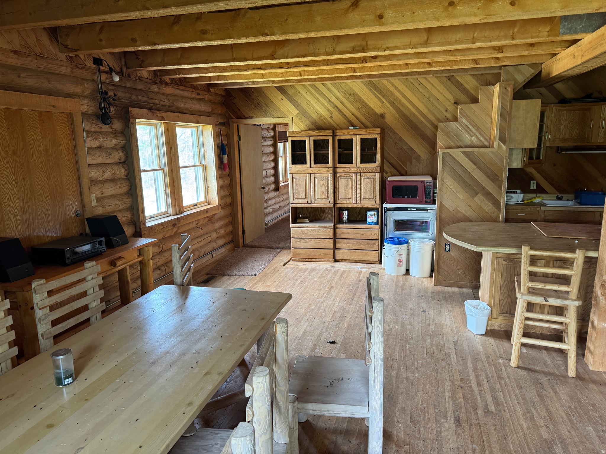 PINE MEADOW RANCH - Residential