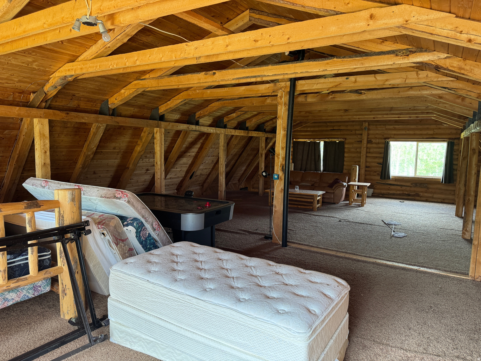 PINE MEADOW RANCH - Residential