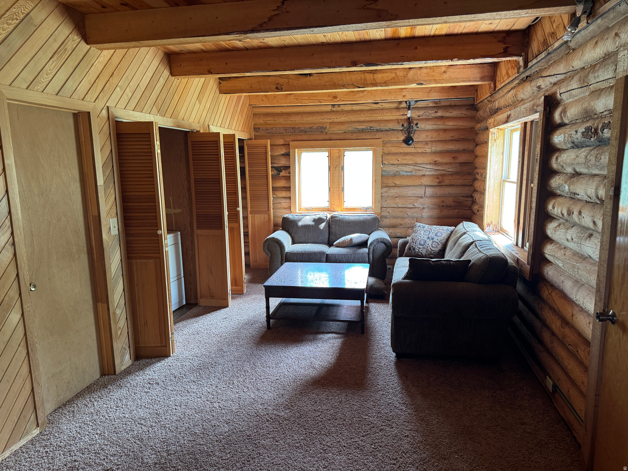 PINE MEADOW RANCH - Residential