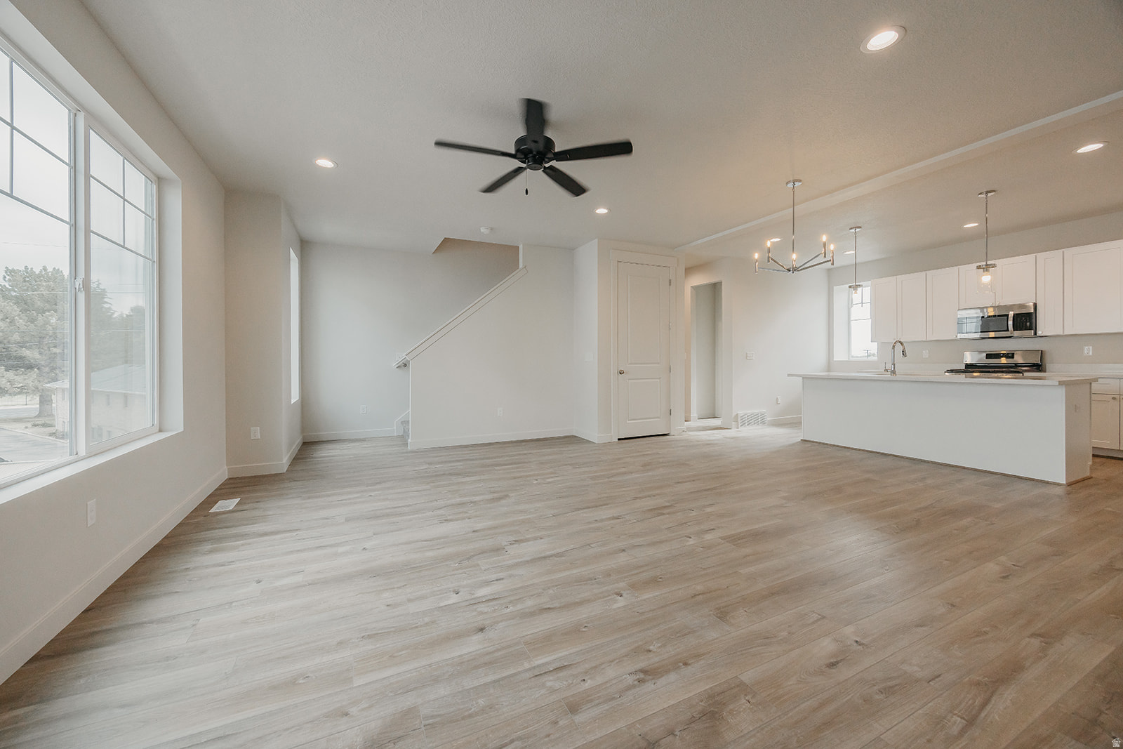 OAKRIDGE - Residential