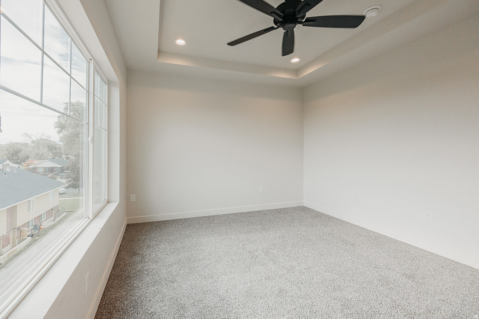 OAKRIDGE - Residential