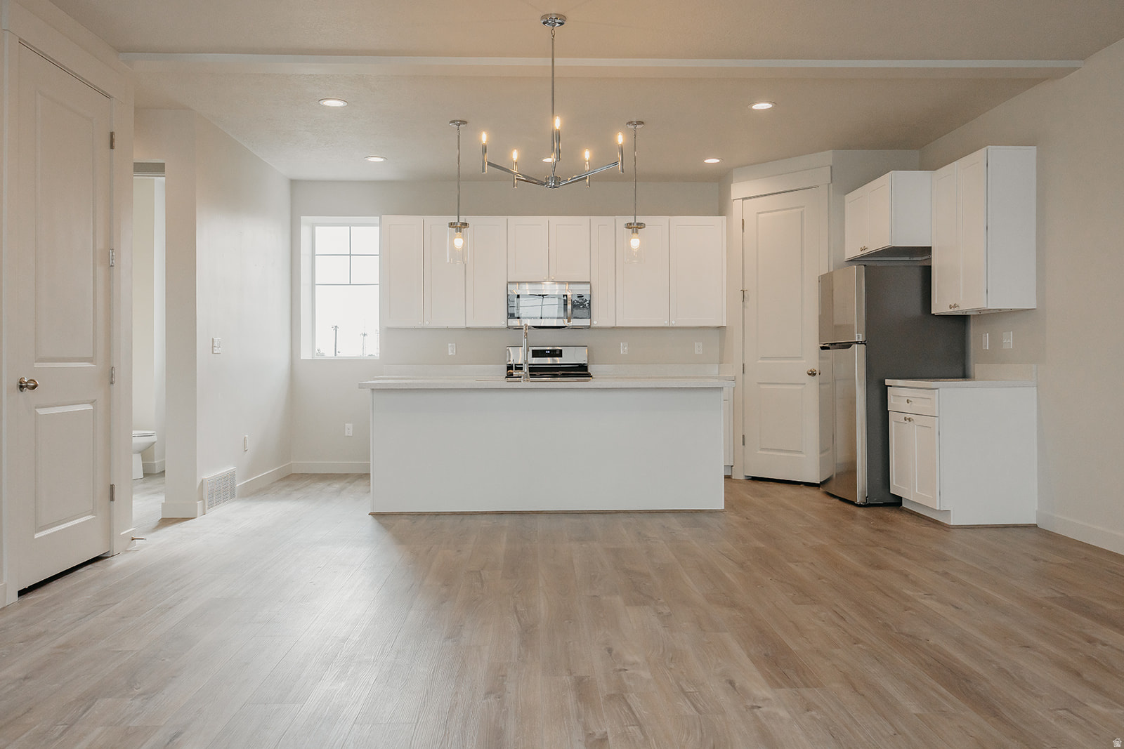 OAKRIDGE - Residential