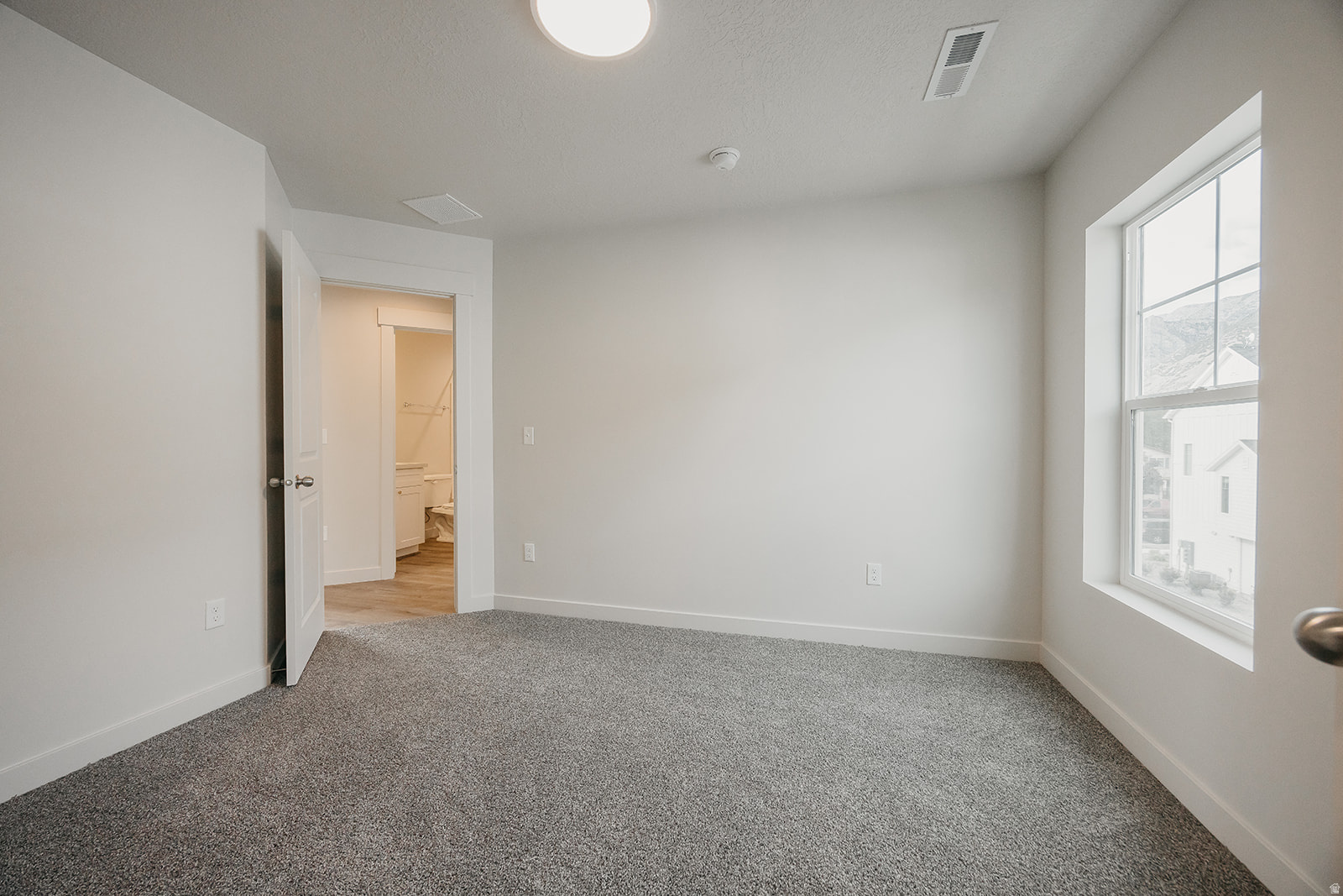 OAKRIDGE - Residential
