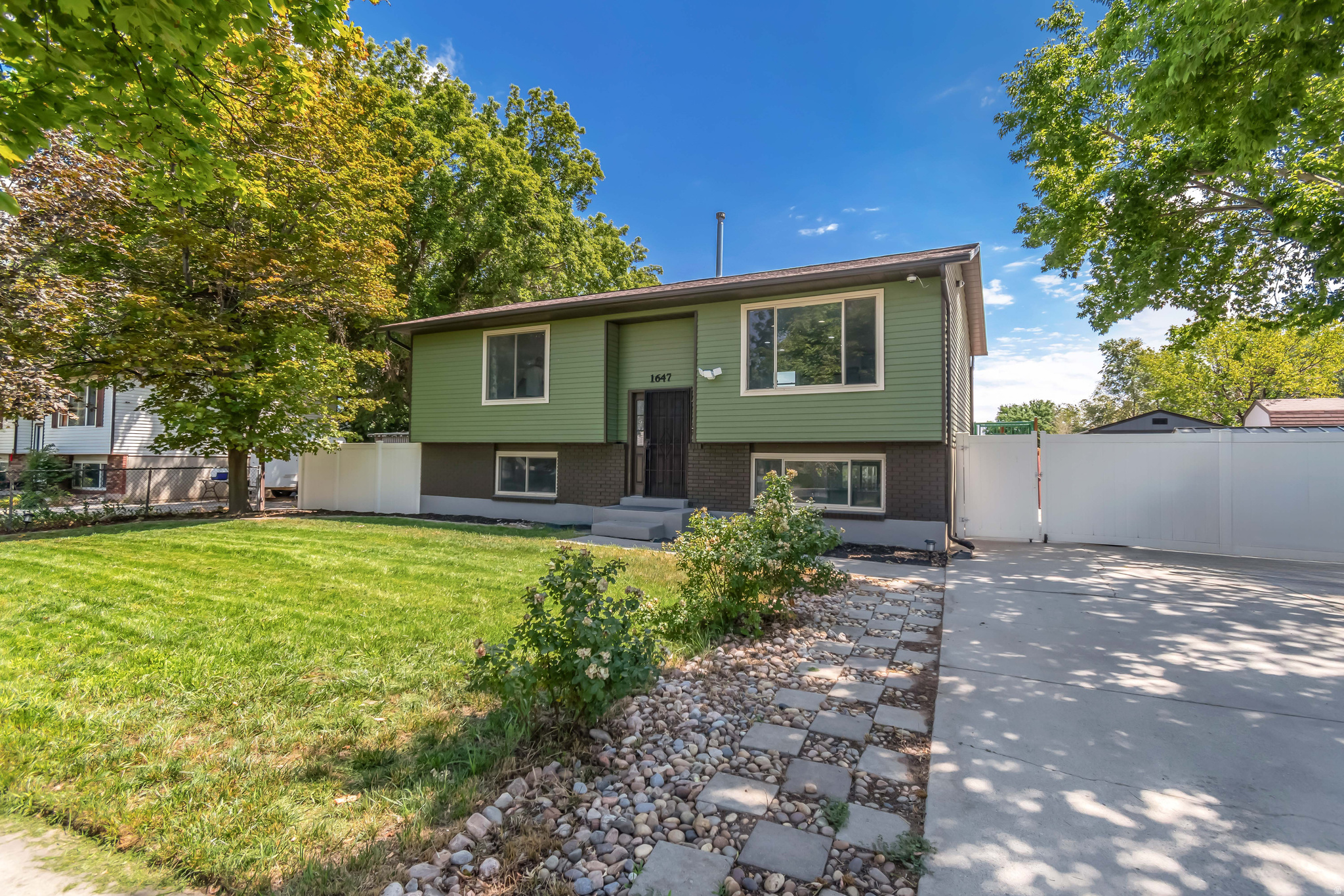 GREENBRIAR #1 - Residential