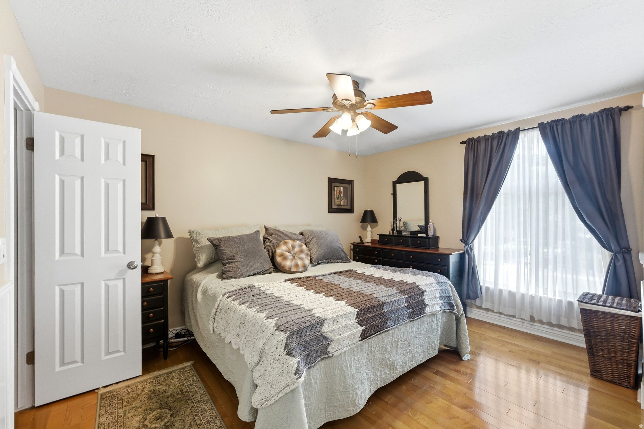 BROOKFIELD - Residential