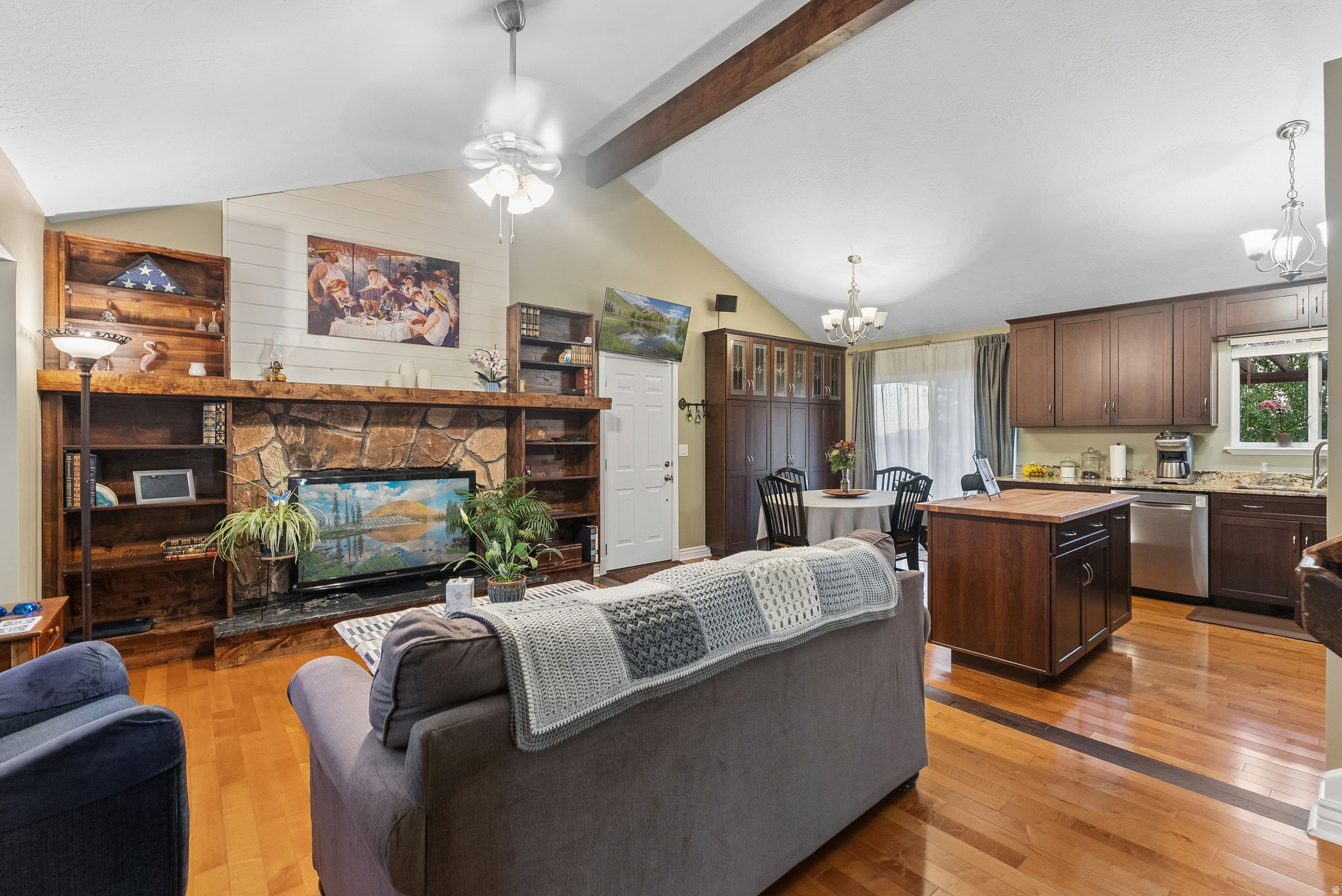 BROOKFIELD - Residential