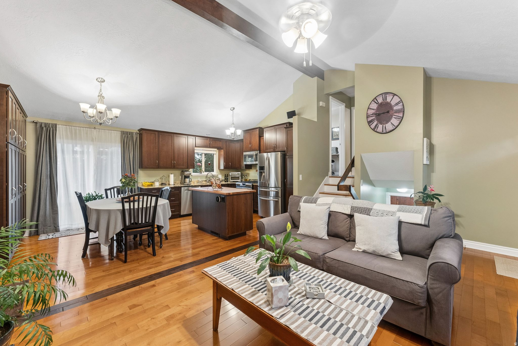 BROOKFIELD - Residential