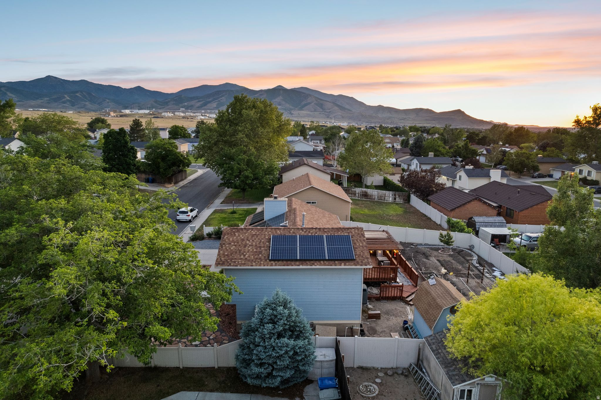 BROOKFIELD - Residential