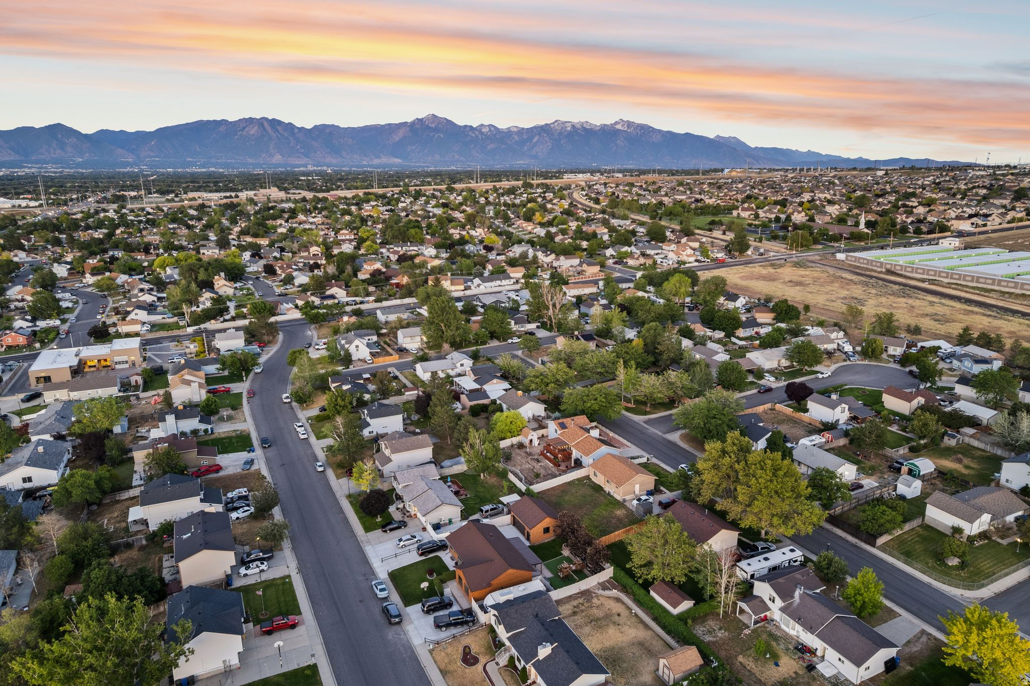 BROOKFIELD - Residential