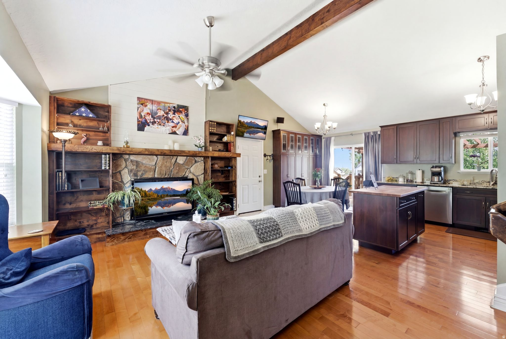 BROOKFIELD - Residential