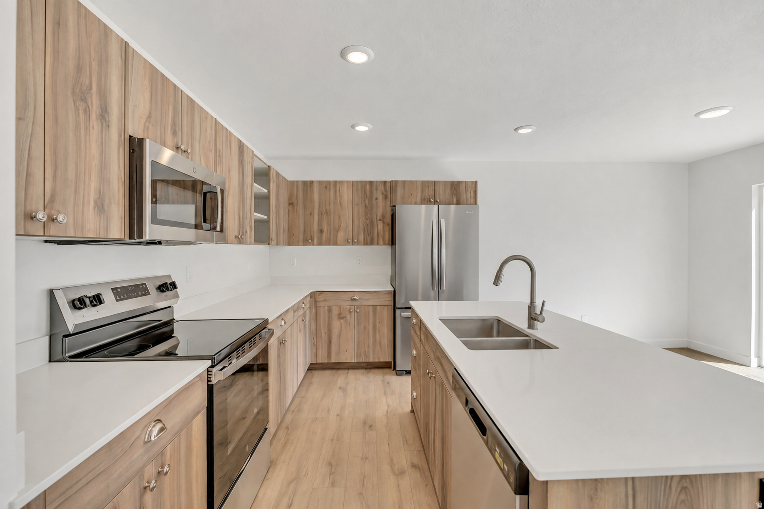 SUMMIT VIEW - Residential