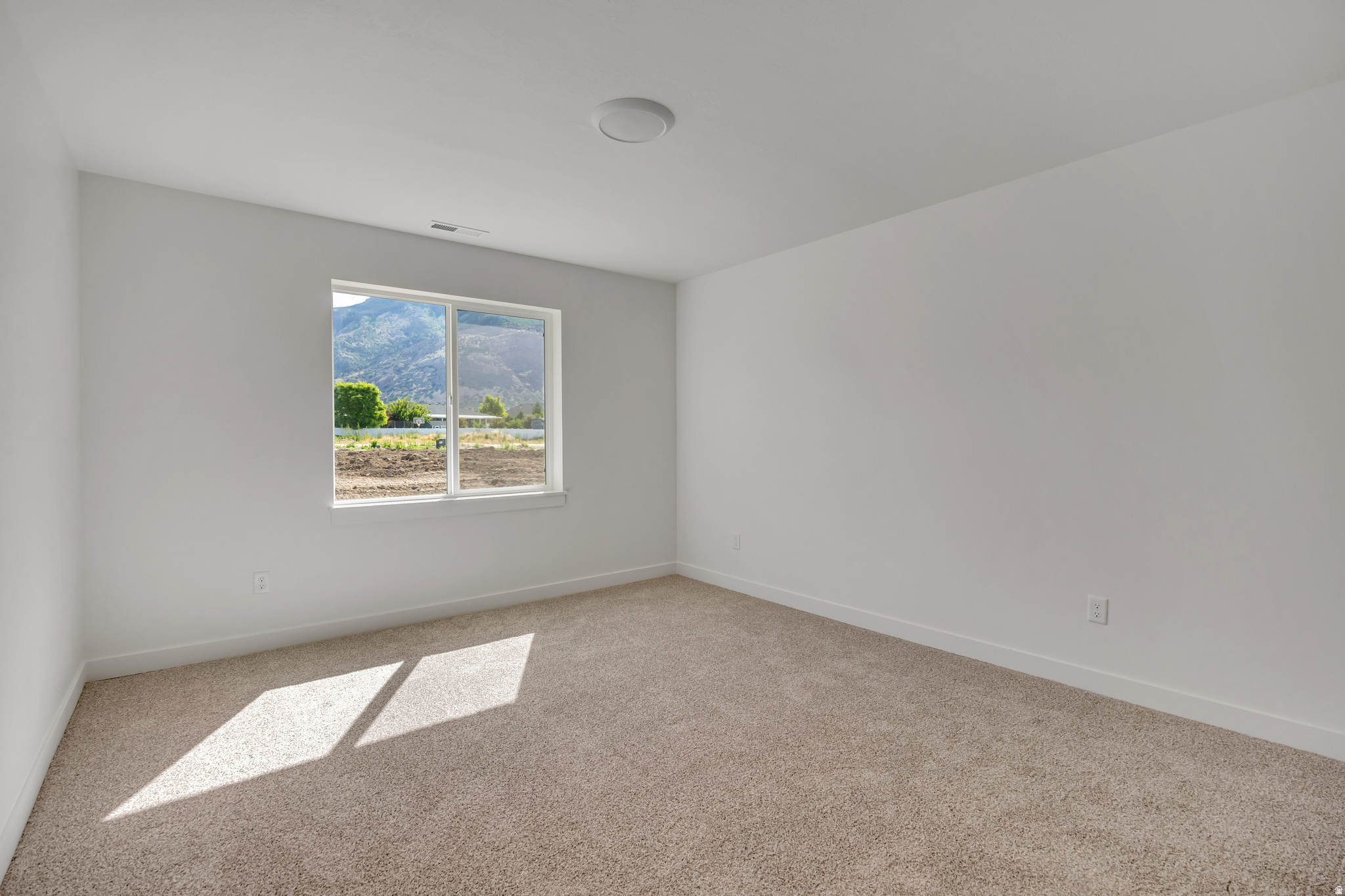 SUMMIT VIEW - Residential