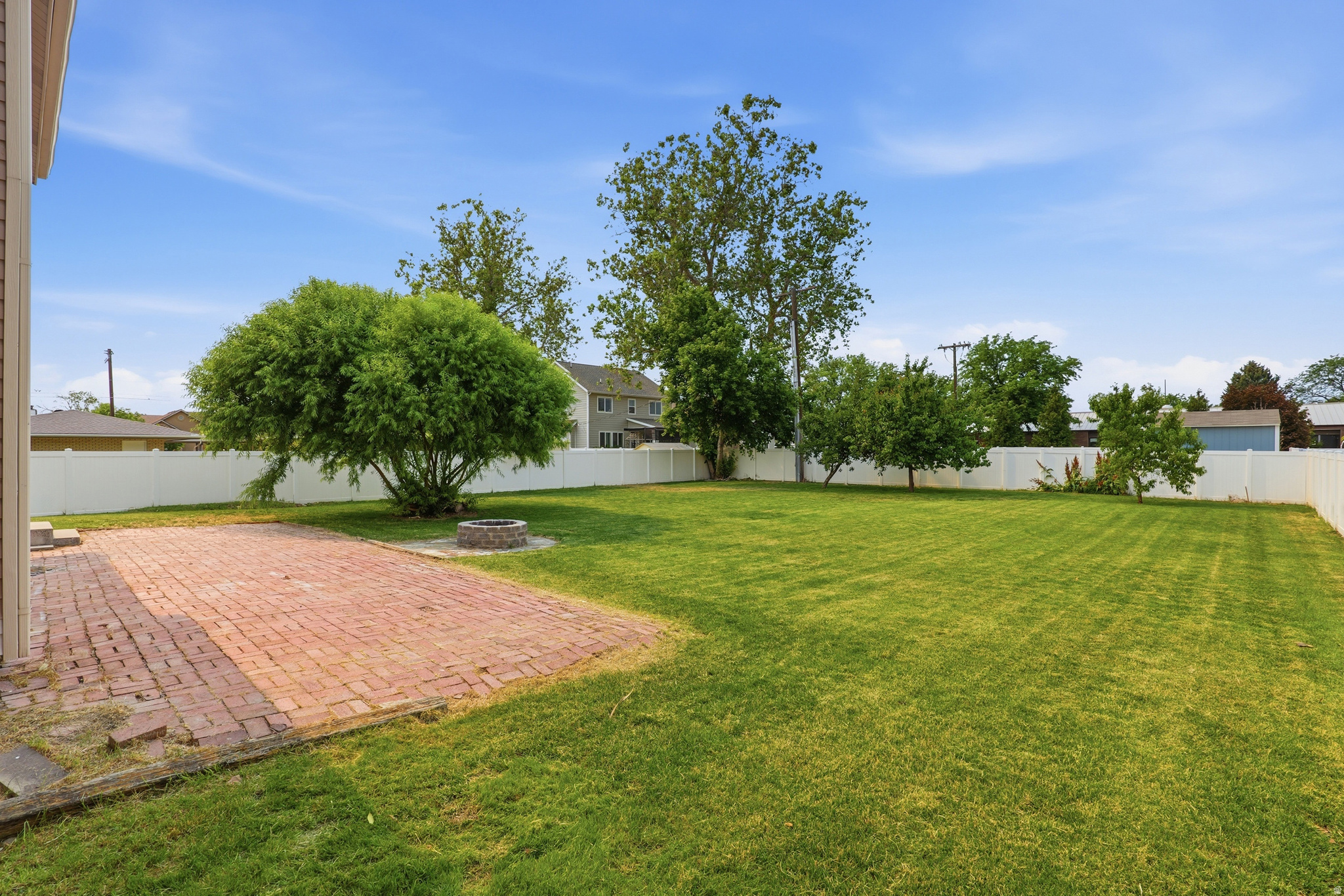 SUMMERWOOD - Residential