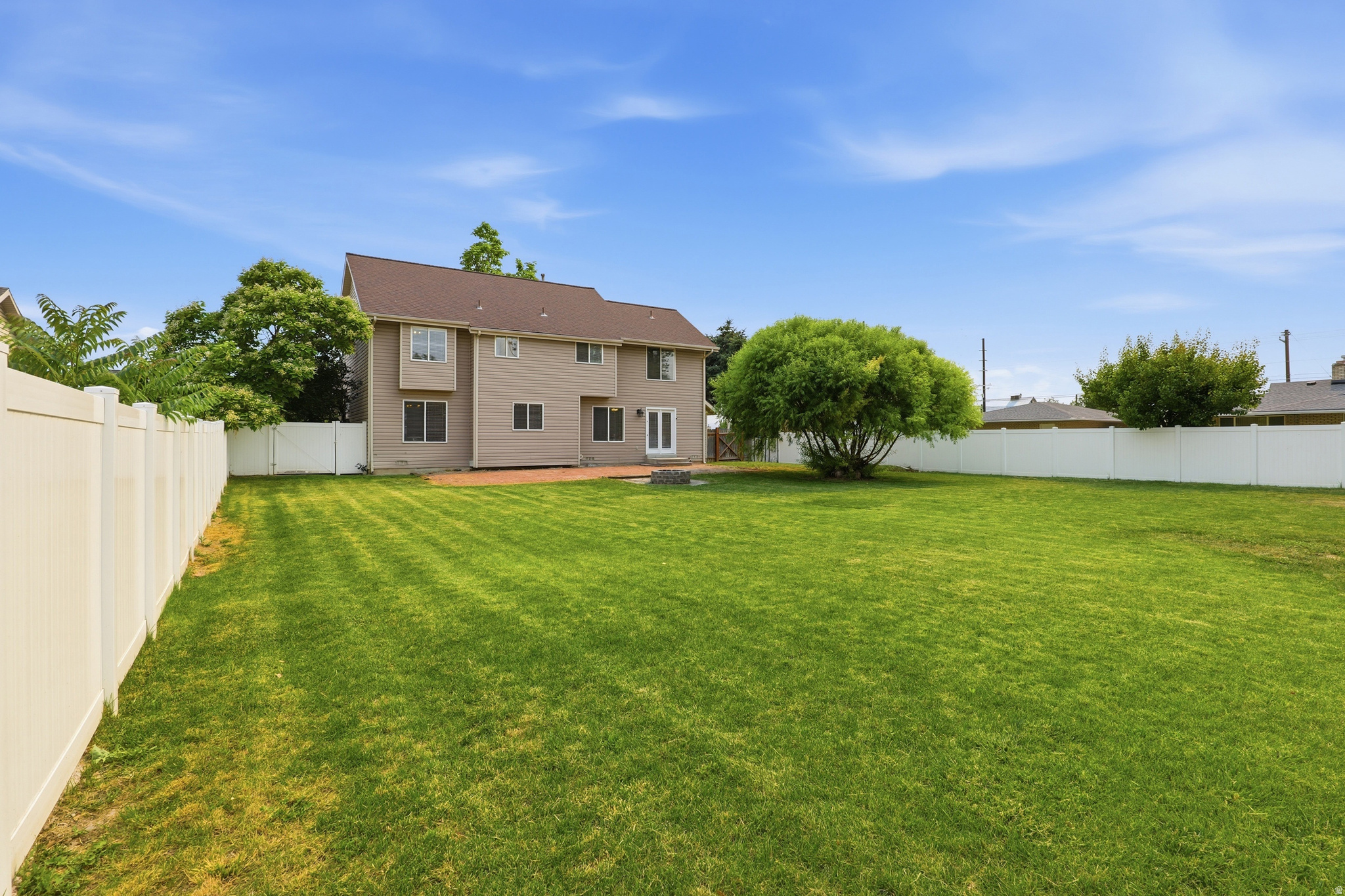 SUMMERWOOD - Residential
