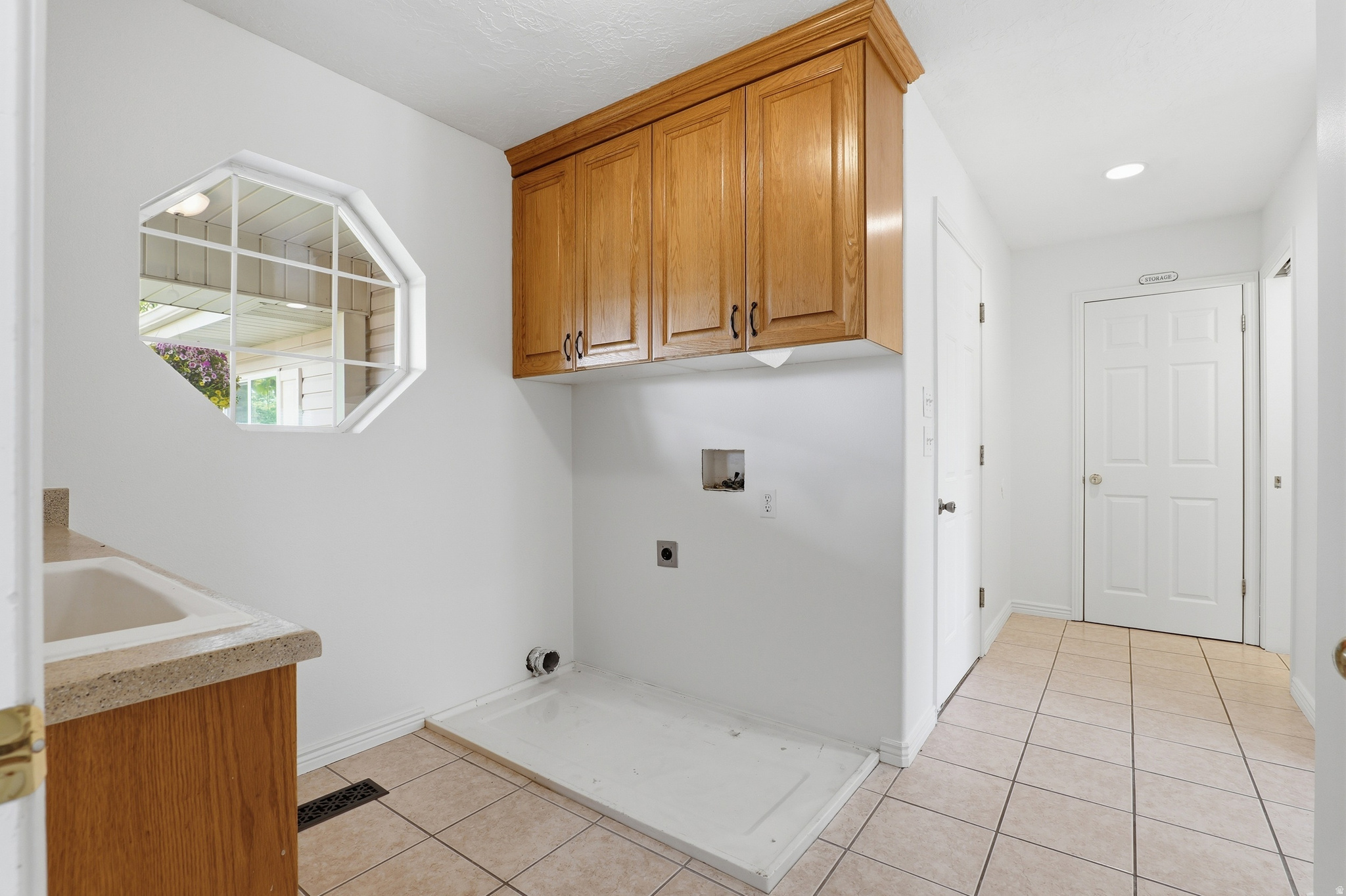 SUMMERWOOD - Residential