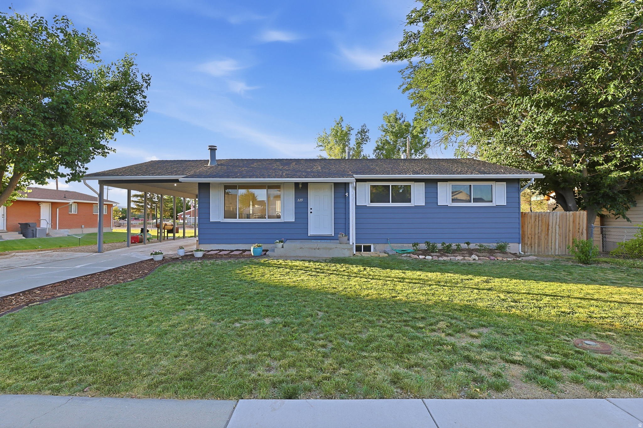 CASTAGNO ACRES - Residential