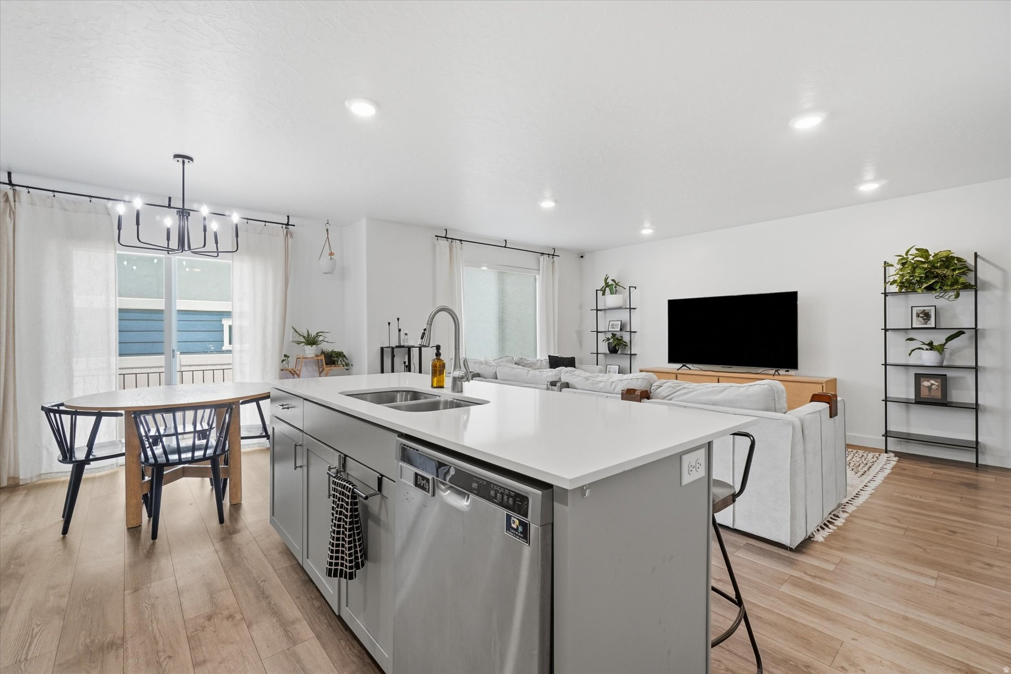 SPRING RANCH - Residential