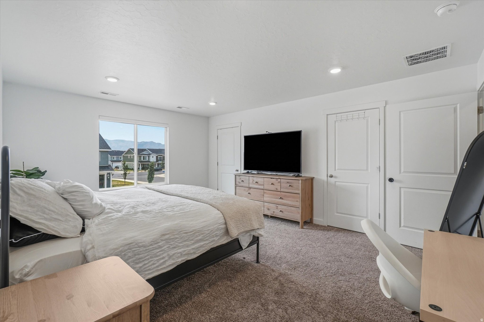SPRING RANCH - Residential