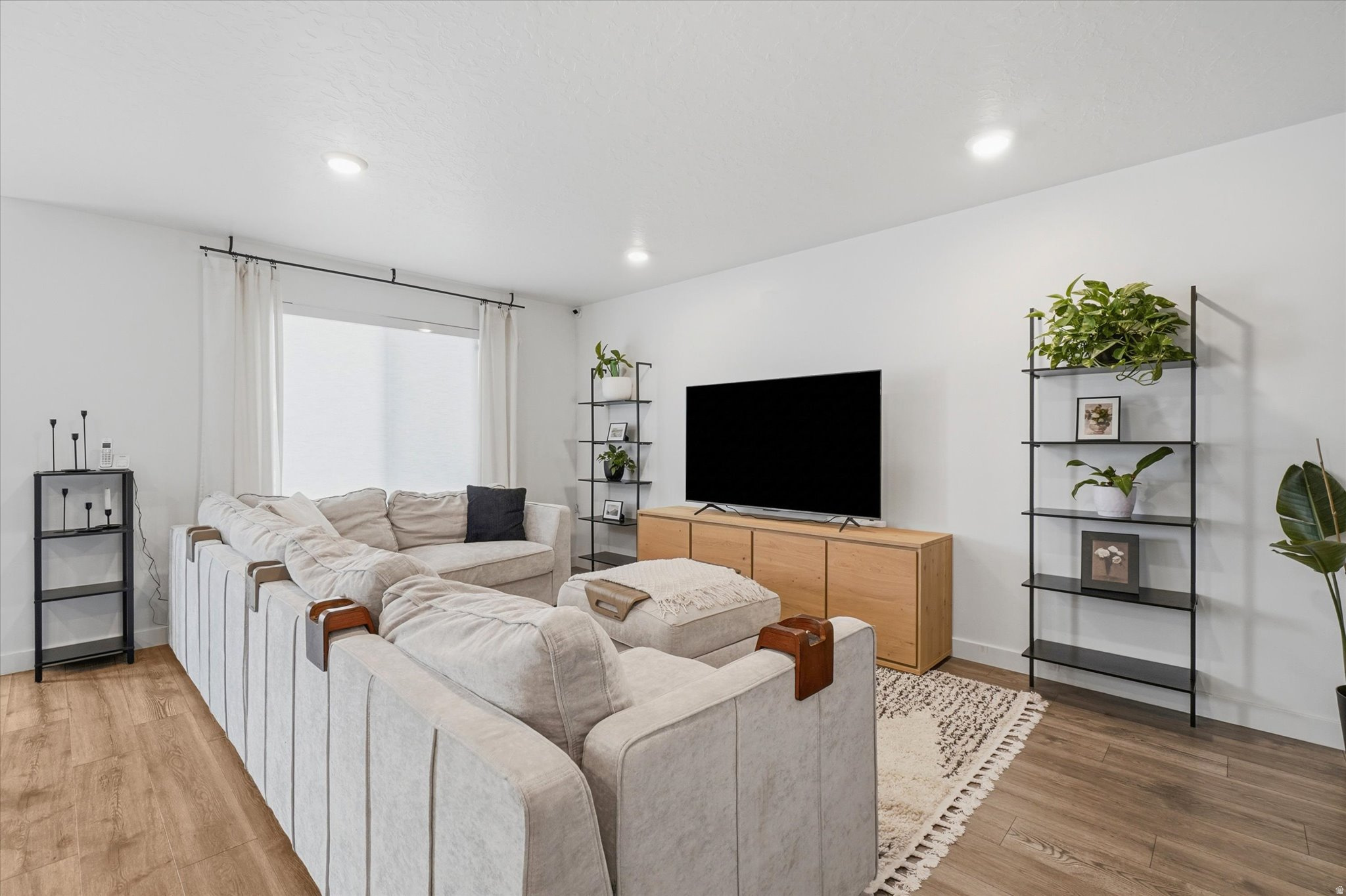 SPRING RANCH - Residential